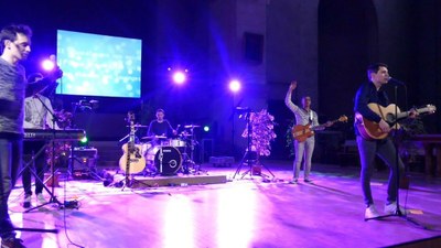 00072.00 23 47 09.Image fixe002