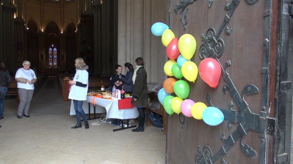 00147.00 00 49 24.Image fixe006